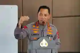 Didesak Mundur, Ini Respons Kapolri