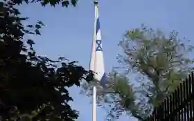 Abaikan Klaim Gencatan Senjata, Serangan Pasukan Israel Tewaskan 13 Orang