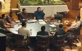 Prabowo Perintahkan Pangkas Anak Cucu BUMN, Sasar Pertamina dan PLN