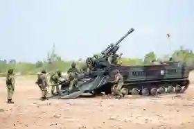 Wakil Panglima TNI dan Sejumlah Pejabat Negara Terima Warga Kehormatan dan Brevet Korps Marinir