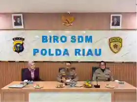 Polda Riau Latih 70 Polwan Teknik Negosiasi dan Komunikasi Publik