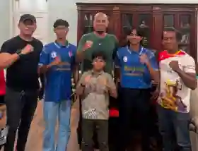 Bupati Inhu Suntik Semangat Tiga Atlet Muaythai yang Wakili Riau di Kejurnas 2026