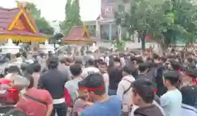  Ratusan Pedagang STC Datangi DPRD Pekanbaru, Tuntut Pengembalian Hak HGB