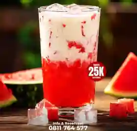KHAS Pekanbaru Hotel Hadirkan Dwiwarna NKRI, Minuman Spesial Sambut HUT RI