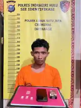 Polsek LBJ Sergap Pemotor Pembawa Tiga Paket Sabu