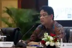  Purbaya Tegaskan Utang Kereta Cepat Whoosh Dibayar Danantara, Bukan APBN!