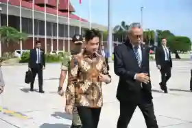  Prabowo Tugaskan Gibran Hadiri KTT G20 di Afrika Selatan