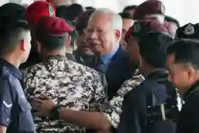 Eks PM Malaysia Najib Razak Divonis 25 Dakwaan, Dihukum Tambahan 15 Tahun Penjara