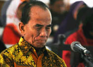 Banding Ditolak, Annas Maamun Pikirkan Langkah Lanjutan | hukrim,