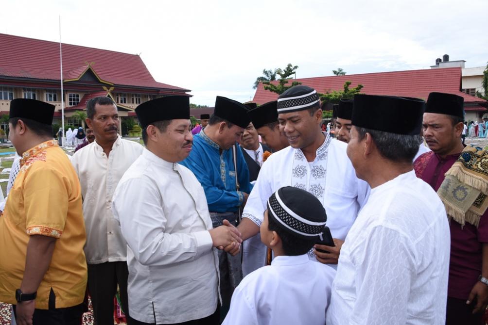 Amril Ajak Warga Doakan JCH Asal Kabupaten Senantiasa Diberi Kesehatan | Sosial, 