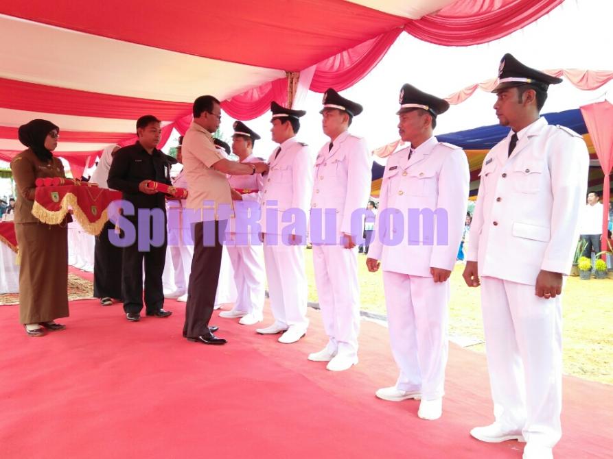 Bupati Rohil Lantik 18 Penghulu dari Tiga Kecamatan | Sosial, 