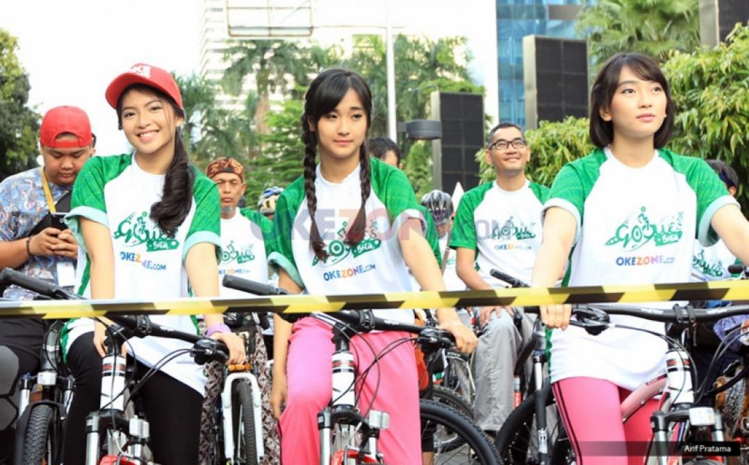 GOOWES BATIK: Cantiknya Personil JKT 48 | Lifestyle, 