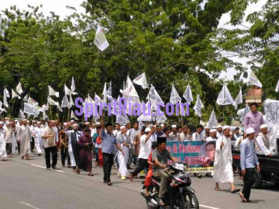 Penistaan Agama Oleh Ahok, Ribuan Masyrakat Bangkinang Lakukan Aksi Protes | Sosial, 
