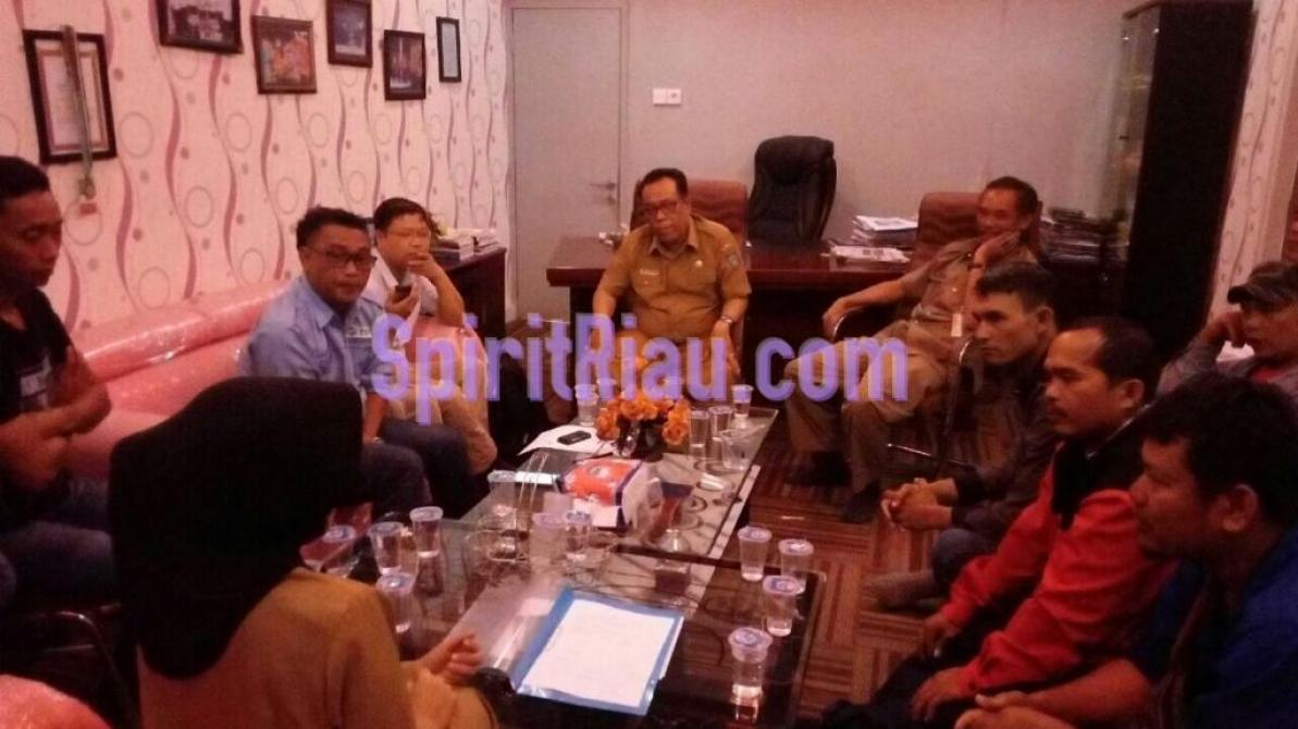 Pembahasan Cukup Alot, PT. CNCEC Minta Dispensasi | Peristiwa