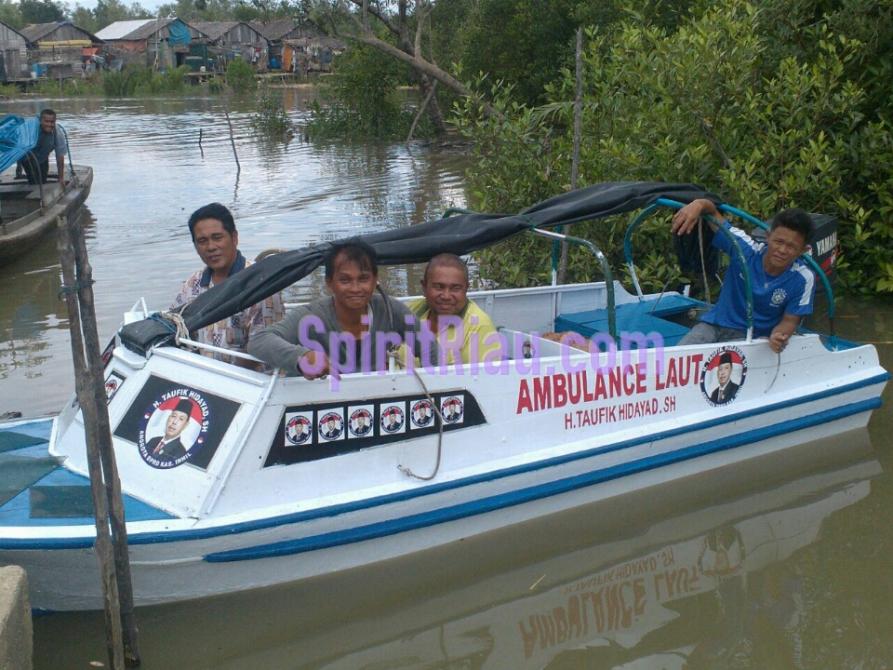 Politisi NasDem Inhil Ini Sediakan Ambulan Laut | Sosial, 